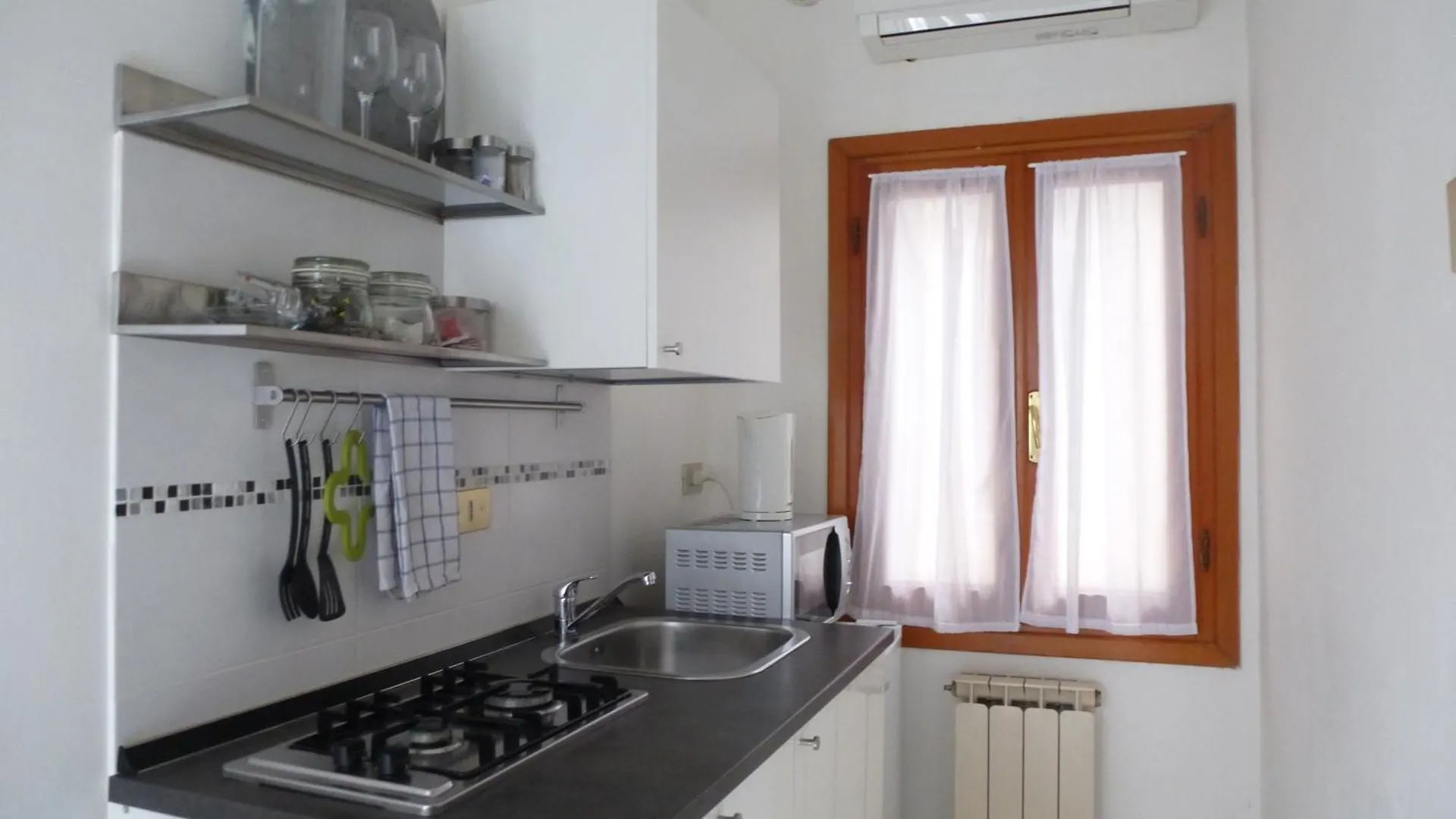 G & T Apartments Venice